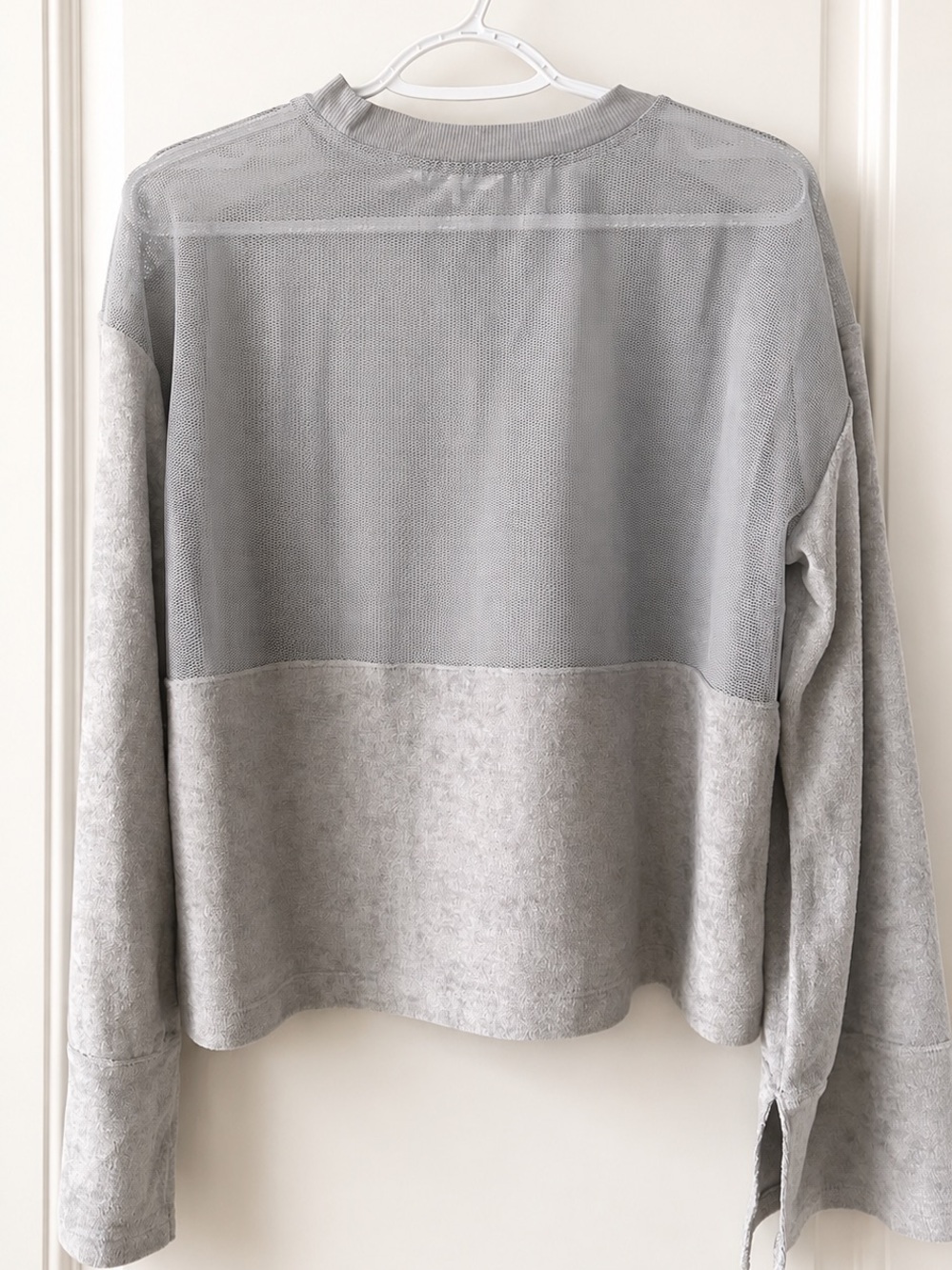 Women’s Large Gray Terry Mesh Sweatshirt Pullover NWT - Picture 6 of 7
